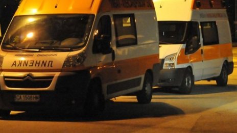 Три коли се блъснаха в &bdquo;Младост&ldquo;, двама ранени