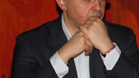 Станишев: Оставането на Дянков на поста министър е вредно за България