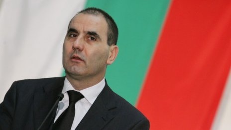 Цветанов: Няма да допуснем да намалят заплатите на полицаите