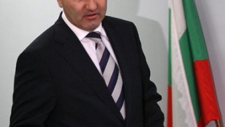 Къде бе президентската подкрепа, пита Цветанов