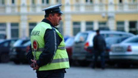 Полицаите ни 3 пъти повече на глава от населението от Румъния