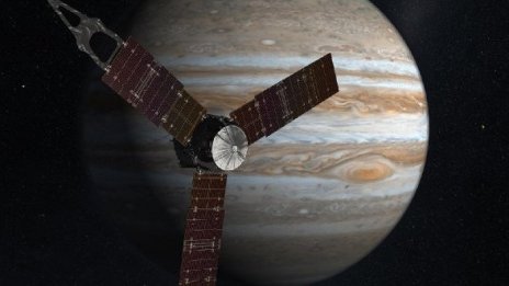 NASA строи сонда с мисия за Юпитер
