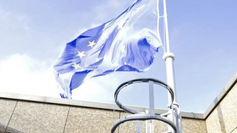 ЕК започва процедура за свръхдефицит срещу България