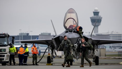 Защо новите изтребители F-35 Stealth се доставят без радар?