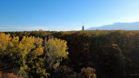 Тихо и слънчево време ни очаква в четвъртък, сутринта на места ще има мъгли