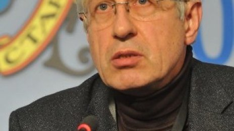 Овчаров: България има най-некадърното правителство