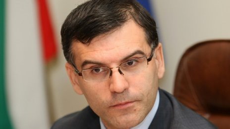 Министър Дянков готов да се вози на колело