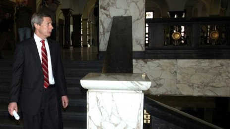 Американският посланик подпря "Антимафия"