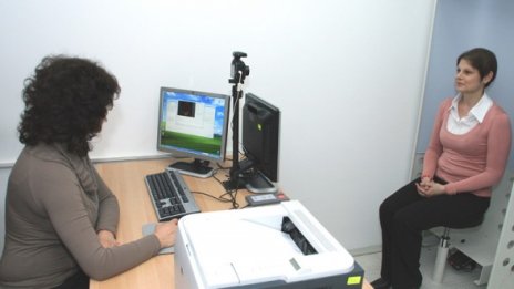 Паспортните служби в София работят извънредно в неделя