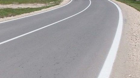 Пътищата: в страната &ndash; сухи, в София &ndash; мокри