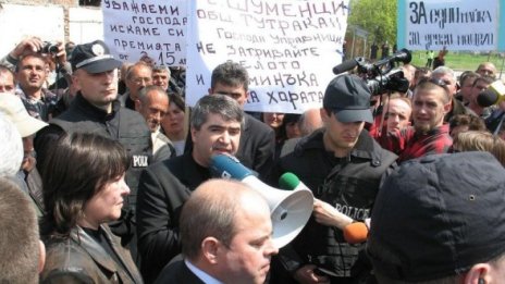ГЕРБ постави ултиматум на тютюнопроизводителите