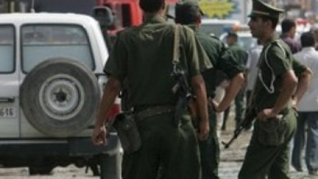 Бомба рани 11 турски войници в източната част на страната