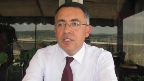 Хасан Азис: Да разследват оценителя за Водното огледало