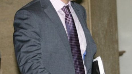 Дянков на устен изпит при Рен