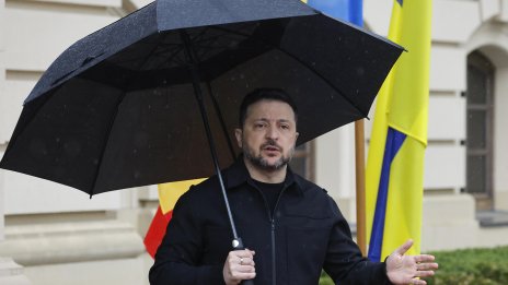 Защо Зеленски мълчи за най-големия корупционен скандал в редиците си?