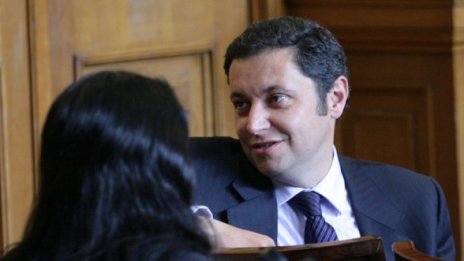 Янев: Прокурори действат като пожарникари на Борисов