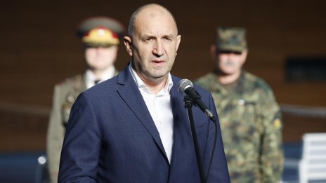 Радев: Назначането на особения управител на “Лукойл” е извън закона