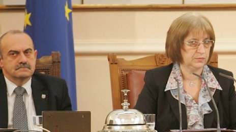 Едно, две, три, да научим депутата да брои