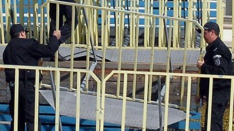Махат бариерите пред дипломатически сгради