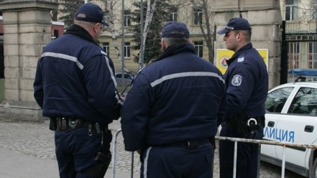 Мъж почина след меле пред дискотека в Приморско