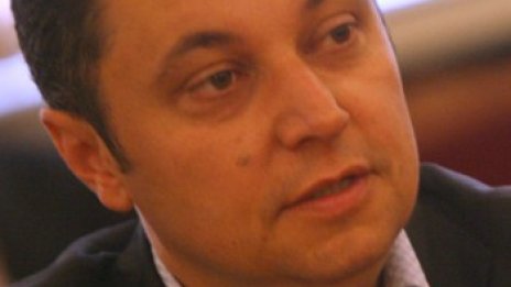 РЗС иска арест за Милен Велчев заради сделката с външния дълг