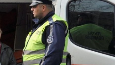 Охранител простреля приятеля си и си легна