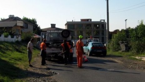 Зов за помощ за ремонт на пътя Царево&ndash;Ахтопол