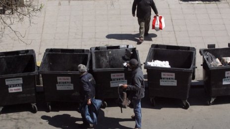 Чистачи от "Титан" плашат с протести