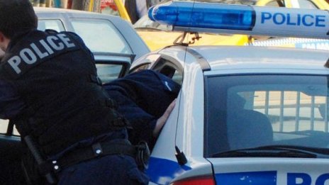 21-годишен прострелян със стоппатрон, бягал от ченге