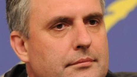 Първанов гласи Калфин за свой приемник