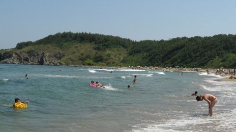 Спасители: Уморихме се да вадим хората от водата, не ни слушат