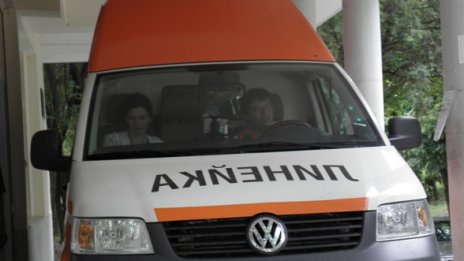 Транспортират спешно от Солун 19-годишен българин с чернодробна криза