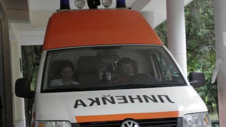 Срутила се стена премаза 4-годишно момиченце в Луковит