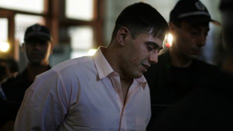 Обвиняемият по случая "Белнейски" започна гладна стачка