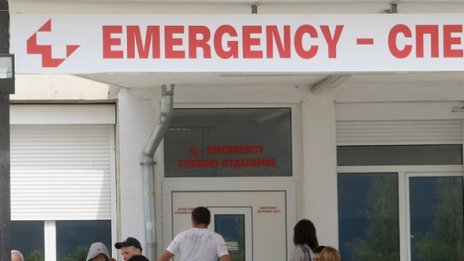 Двама намушкани с ножове са приети в "Пирогов"