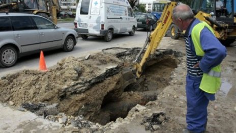 Авария остави два столични квартала без топла вода