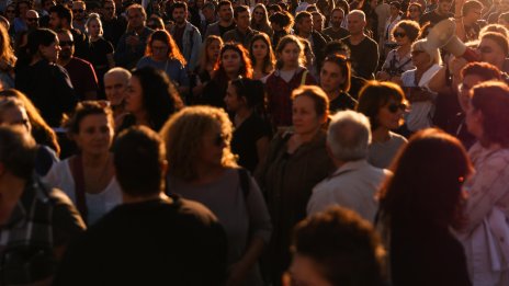 Защо гърците не успяват да спестяват въпреки ръста на депозитите?