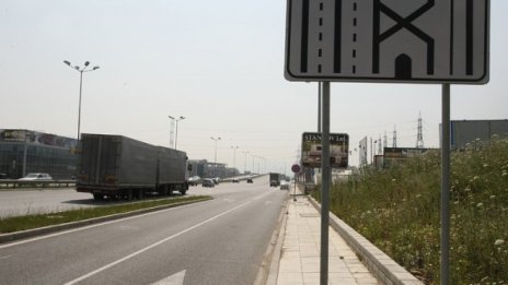 Пътищата са мокри в по-голямата част от страната