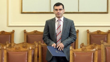 Дянков: Системата, която лекува, е болна!