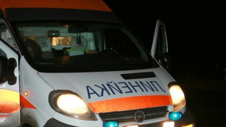 19-годишен се заби с кола в дърво и загина