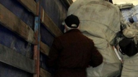 10 т оцетен анхидрид задържани при акция на Капитан Андреево