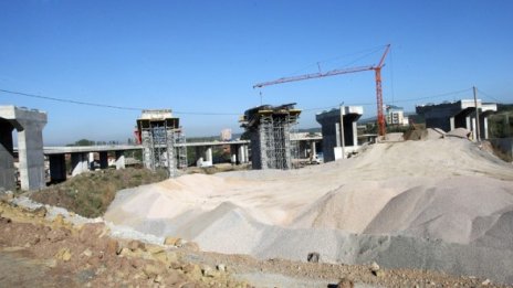 След четири дни отпушват пътя за зимните ни курорти