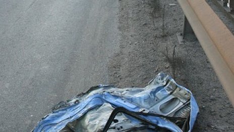 Един загинал и 30 ранени на пътя през последното денонощие