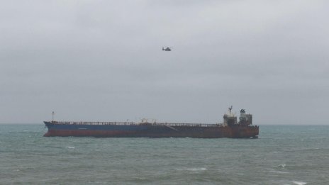 Започва изпълнението на плана за обезопасяване и буксировка на "Кайрос"