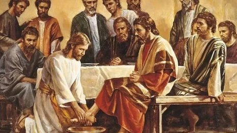 Велики четвъртък е: На Тайната вечеря Христос причастява апостолите
