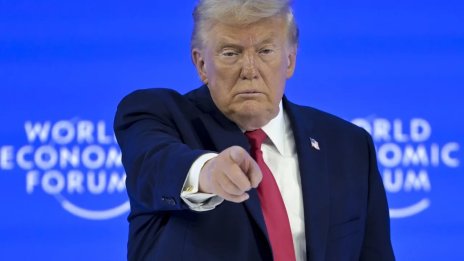 Доналд Тръмп: Огромен флот се насочва към Иран