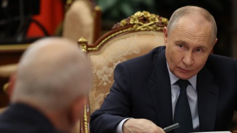 Войната достига Русия и подкопава образа на Путин