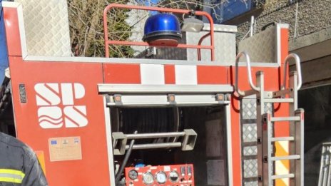 Заведение се запали на столичния булевард "Черни връх"