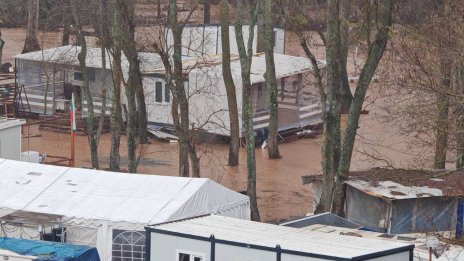 "Арапя" отново наводнен, много вода и по пътищата в района на Царево ВИДЕО