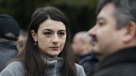 Лена за договора с Украйна: Плашенето, че "ще ни вкарат във война" вече не върви